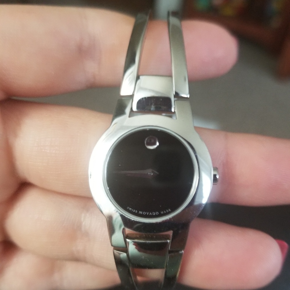 Watch - Picture 2 of 4